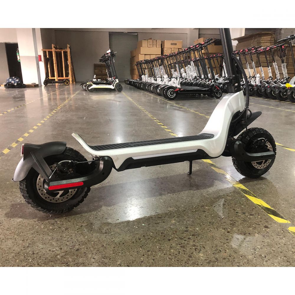 TROTINETTE X5 PRO 1600WATTS 48 VOLTS